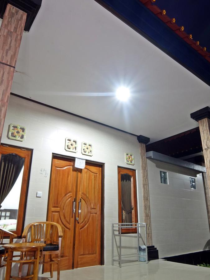 Pondok Wisata Widi نوسا ليمبونغان المظهر الخارجي الصورة